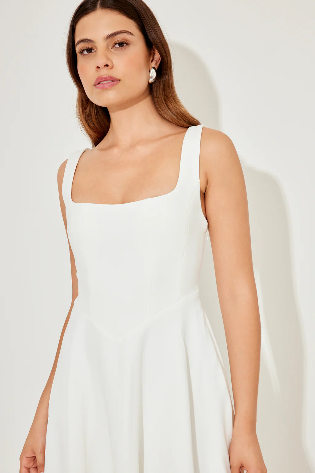 Elegant White Square-Neck Midi Dress